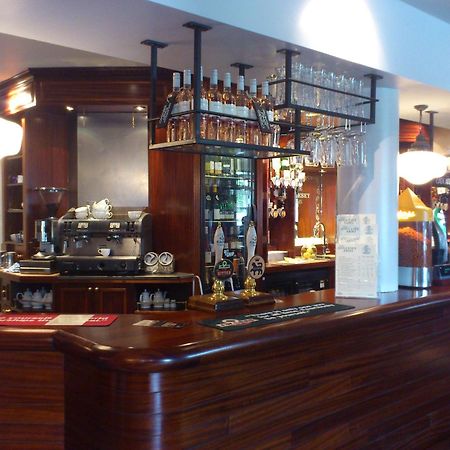 Anglesey Arms Hotel Menai Bridge Exterior foto