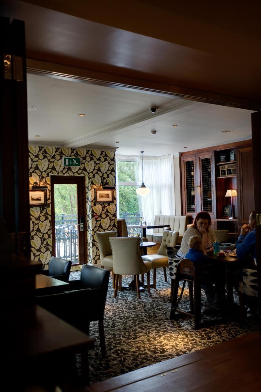 Anglesey Arms Hotel Menai Bridge Exterior foto